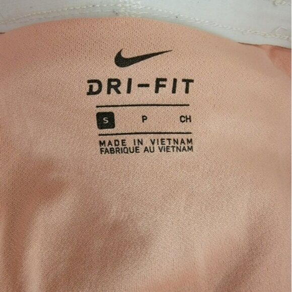 Nike shorts - Picture 4 of 4